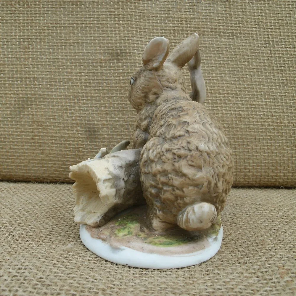 Vintage Homco Porcelain Rabbit Figurine - Picture 7 of 16